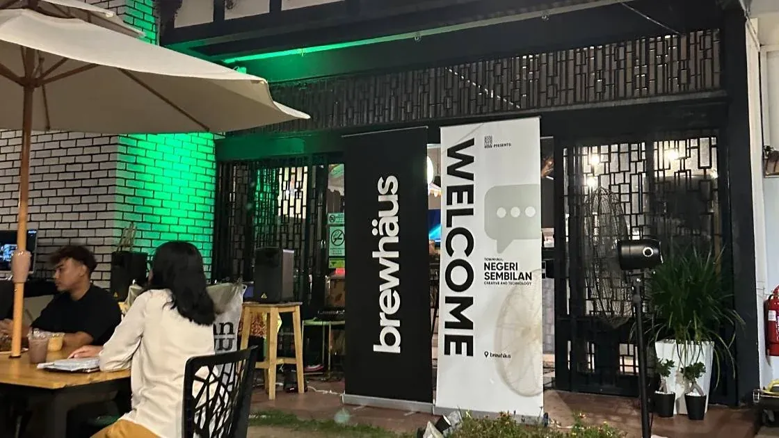 The entrance of Brewhäus, a café in Seremban
