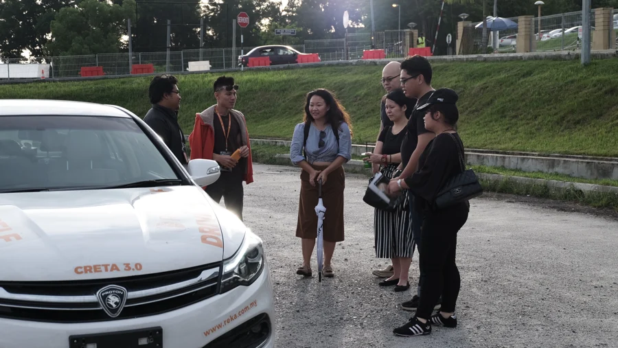 REKA archive photograph. Actual Malaysia Autoshow 2017 CRETA vehicle-and-people archive, EXIF 13 November 2017. Contextual archive alternative beside the 2016 origin story, not the highway voyage and not a 2016 photograph.